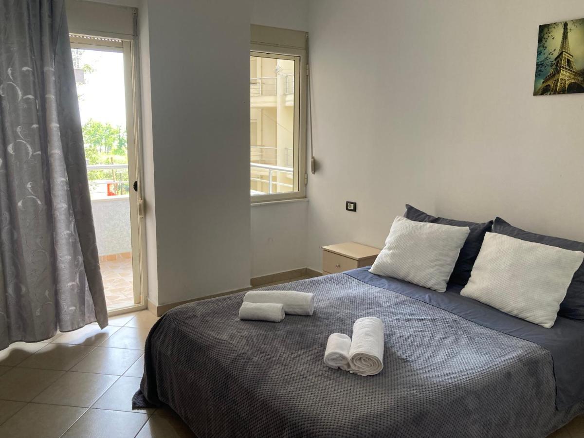 Lungomare Holiday Apartments Durrës Kültér fotó