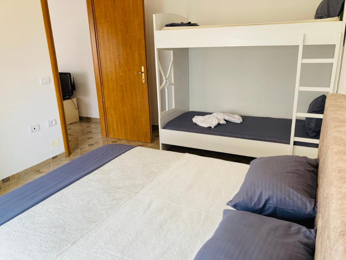 Lungomare Holiday Apartments Durrës Kültér fotó